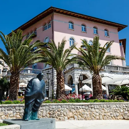 Διαμέρισμα Mystique *