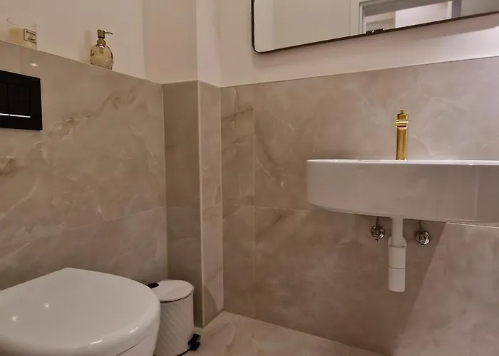 Mystique אופטיה