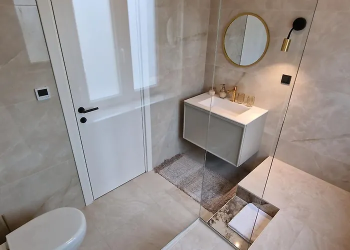 Mystique אופטיה